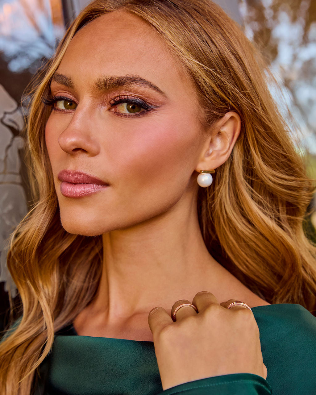 Morning Affair Pearl Stud Earrings